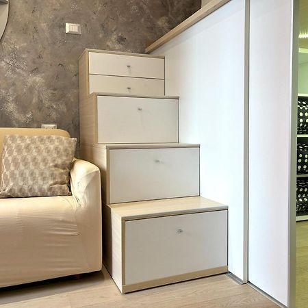 Red Velvet Apartment Trieste Exterior photo